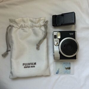 Fujiflim Instax Mini 90 Camera - Black